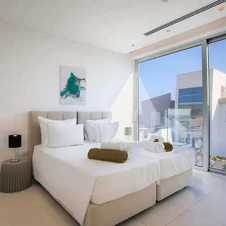 Cove Seaview - Neptune أيا نابا