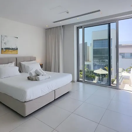 Vila Cove Seaview - Neptune
