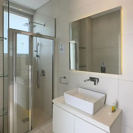 Vila Cove Seaview - Neptune