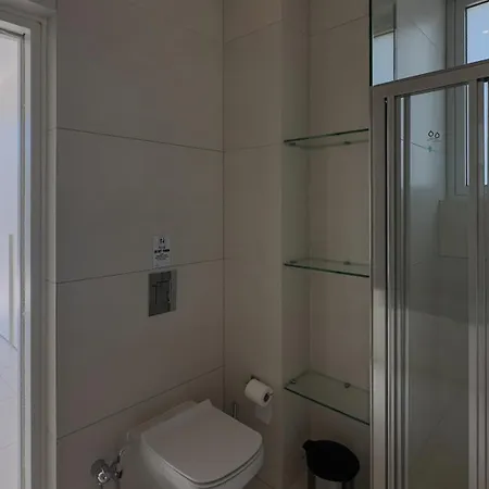 Vila Cove Seaview - Neptune
